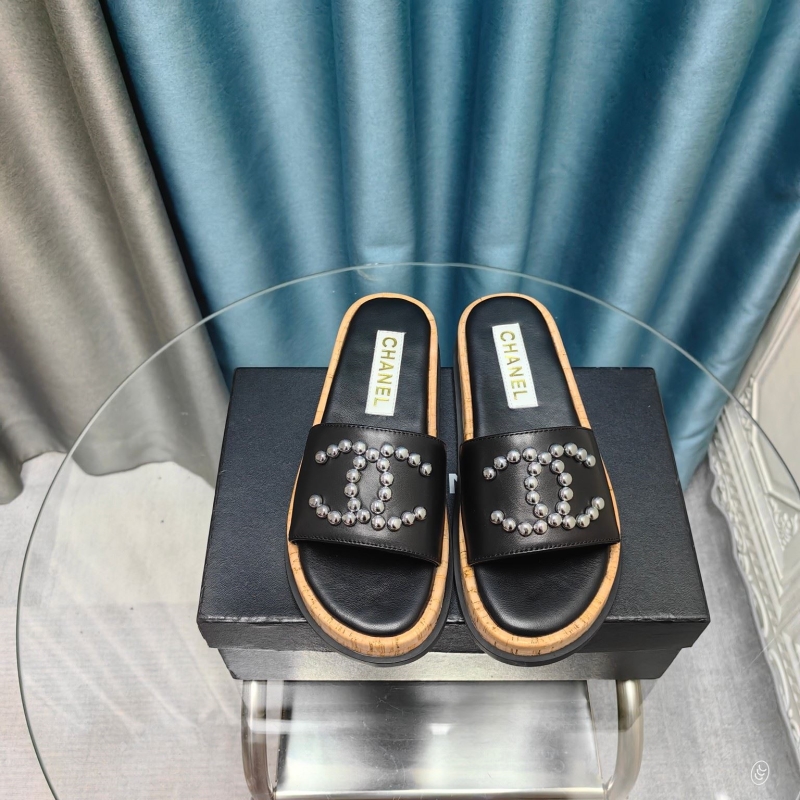 Ch*el slippers